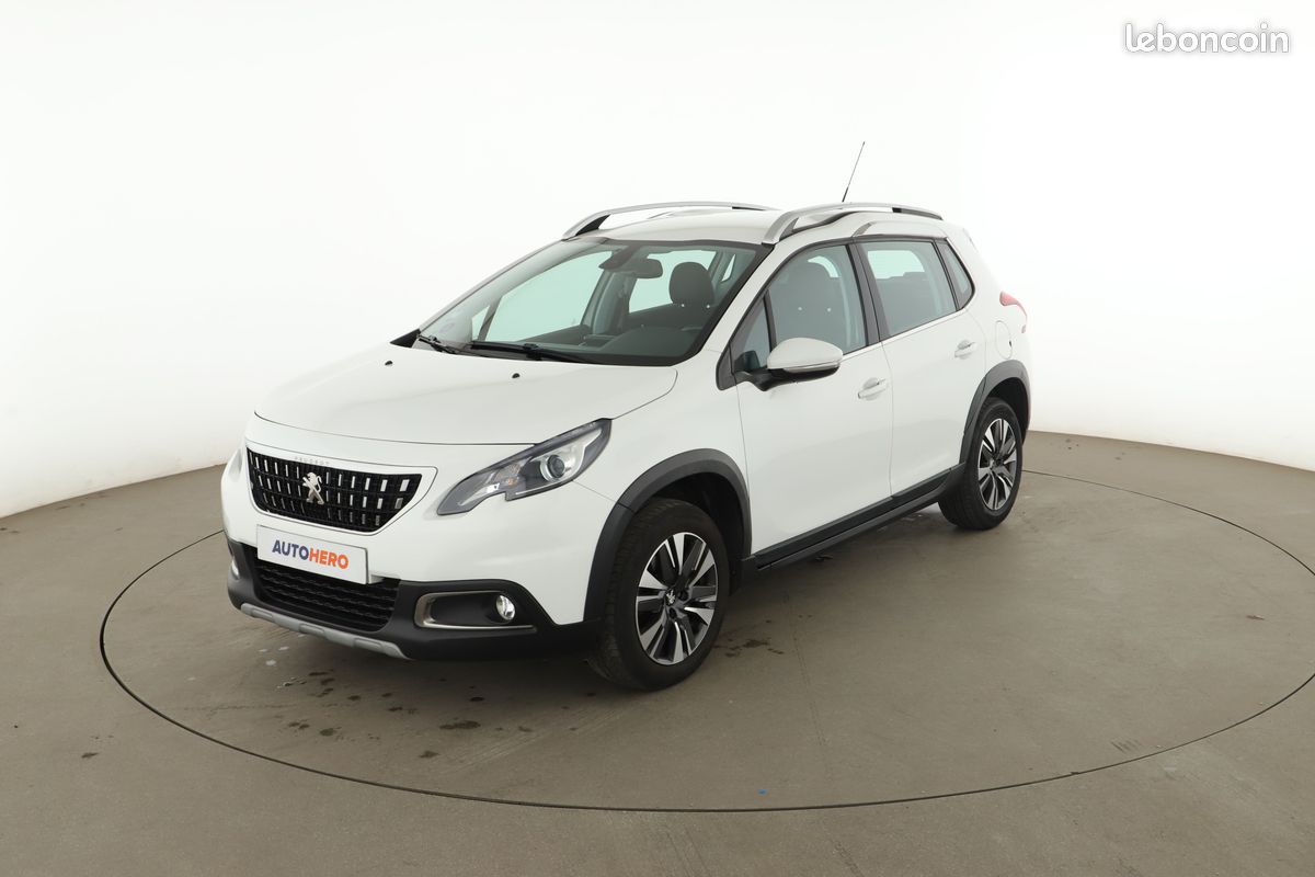 Peugeot 2008 1.2 PureTech Allure 110 ch (image 1)
