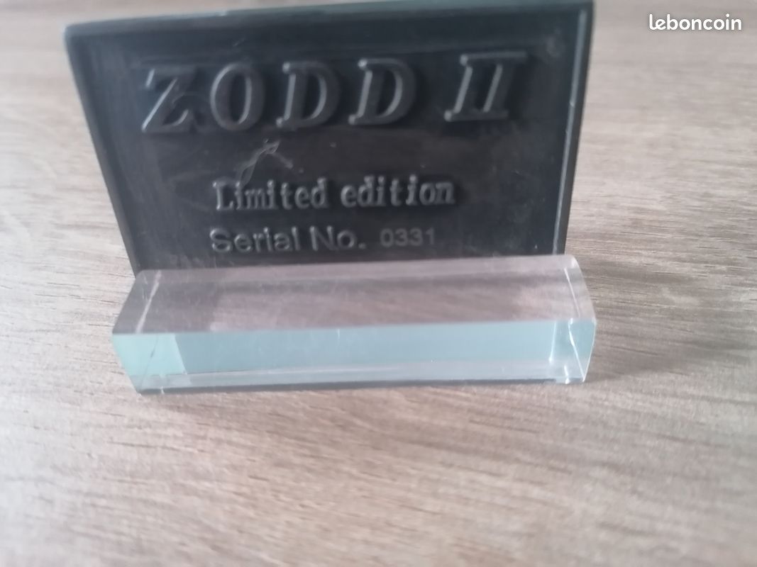 Statue Zodd berserk (image 1)