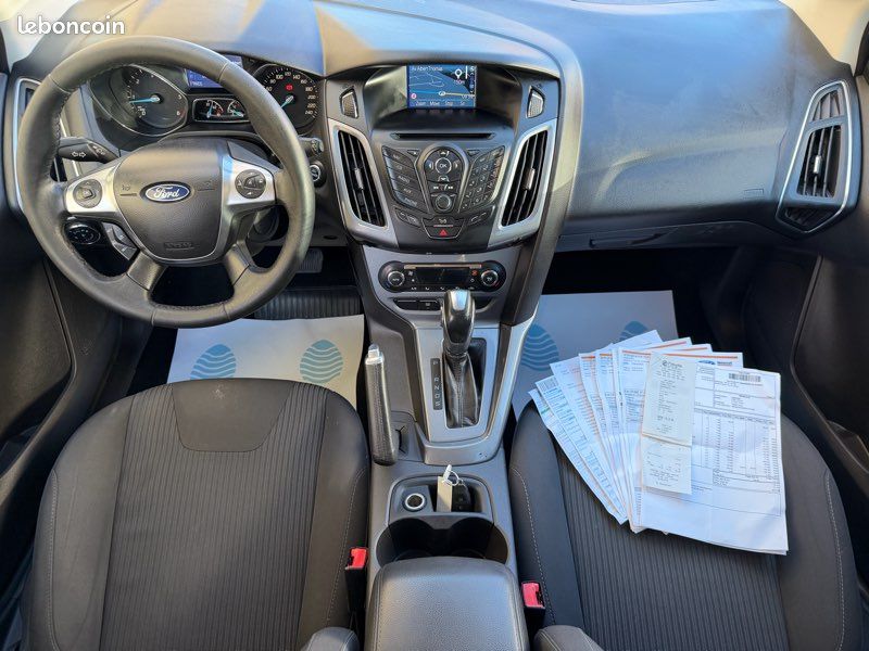 Ford FOCUS 2.0 TDCI 140ch BOÎTE AUTO GPS/RADAR AR/ATTELAGE/CLIM AUTO (image 5)