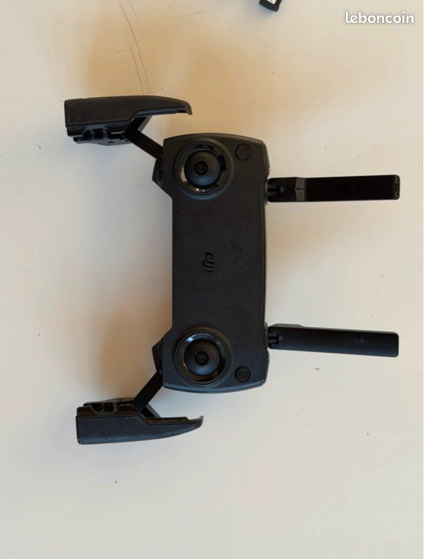 Pack Accessoires Officiels DJI Mavic Mini : Radiocommande, Hub, 2 Batteries et Sacoche (image 8)