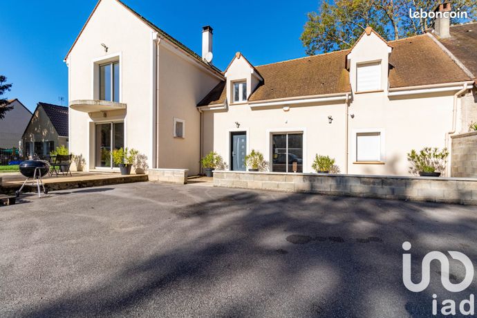 Maison 6 pièces 185 m²