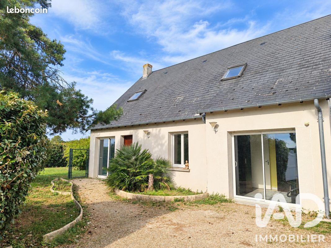 Maison 4 pièces 114 m² · à Ambillou · 114 m² · 239 000 €