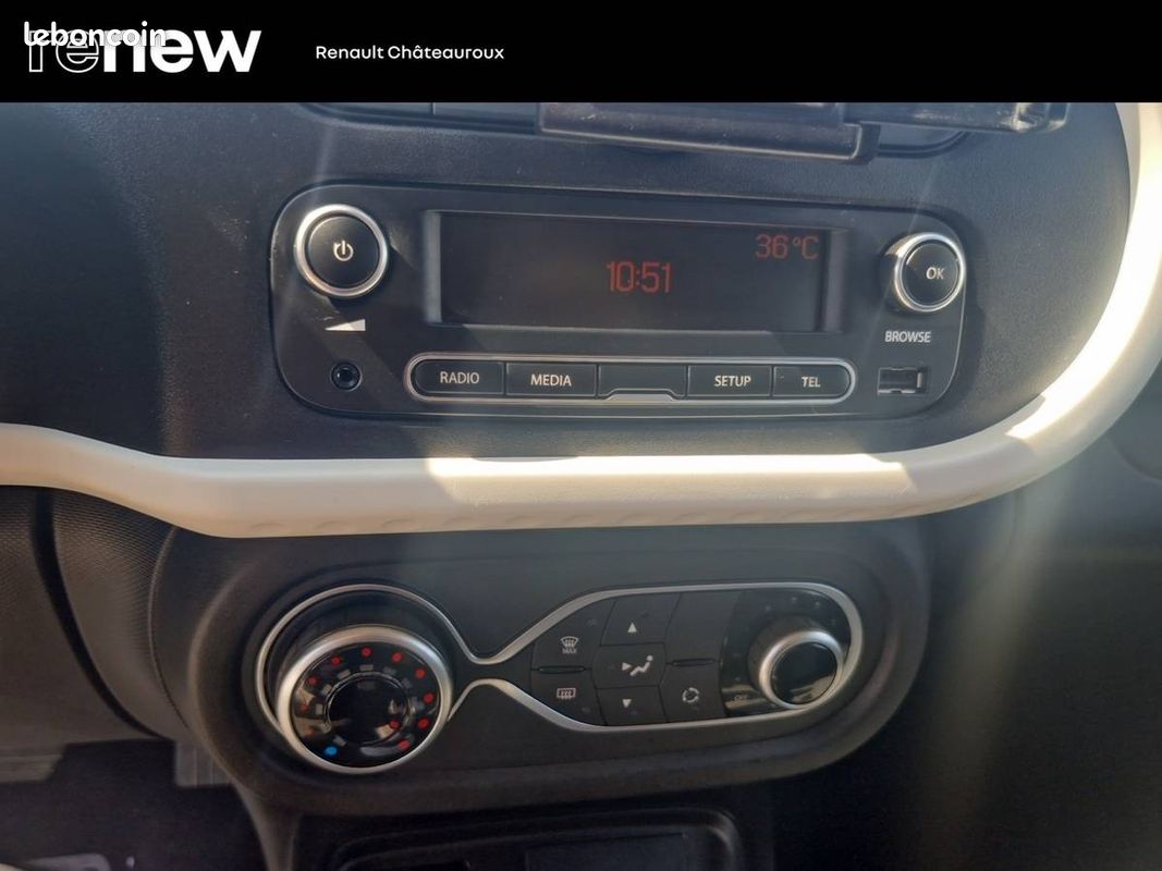 RENAULT Twingo III E-Tech Authentic (image 19)