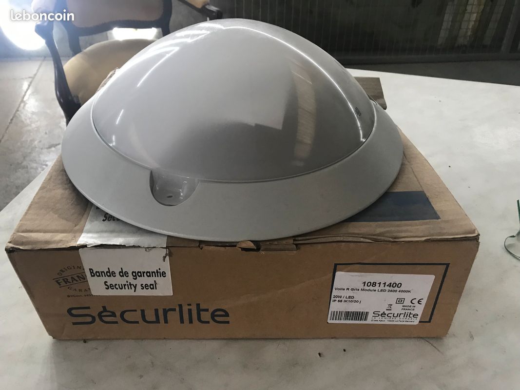 Luminaire (image 1)