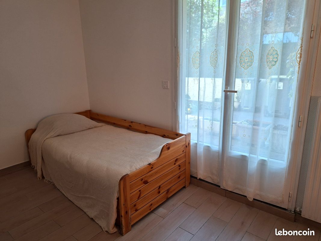Appartement 1 pièce 14 m² · à Massy · 14 m² · 550 €/mois