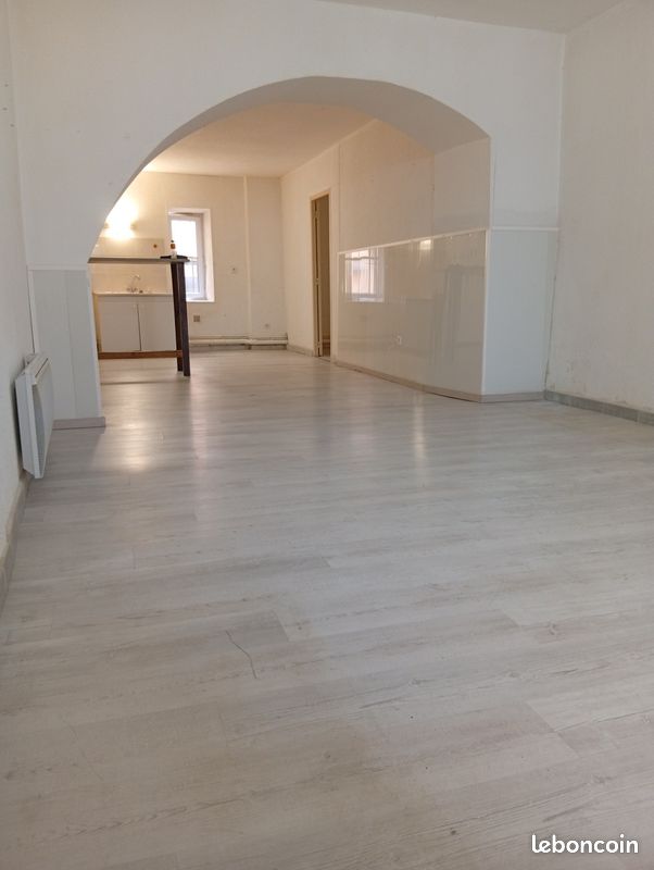 Appartement 2 pièces 70 m² · à Capestang · 70 m² · 430 €/mois