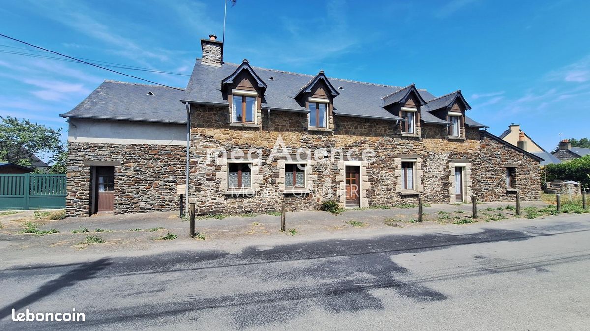 Maison 9 pièces 158 m² · à Dol-de-Bretagne · 158 m² · 351 000 €