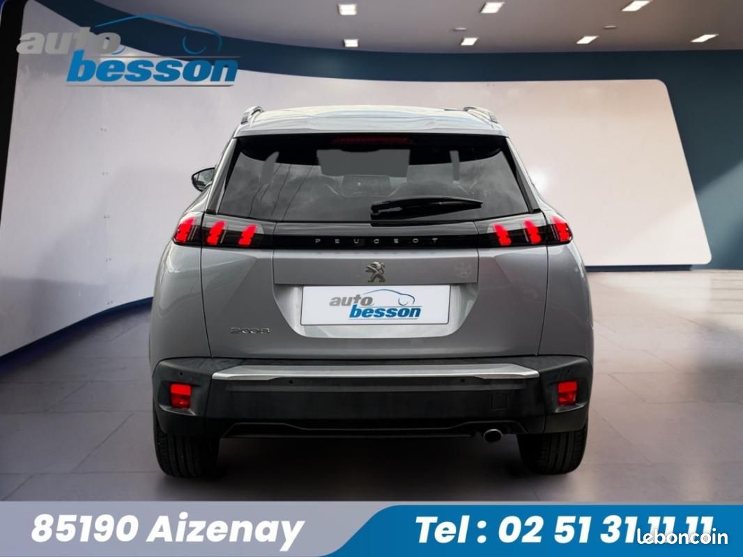 Peugeot 2008 BlueHDi 130CV EAT8 Allure Pack (image 9)