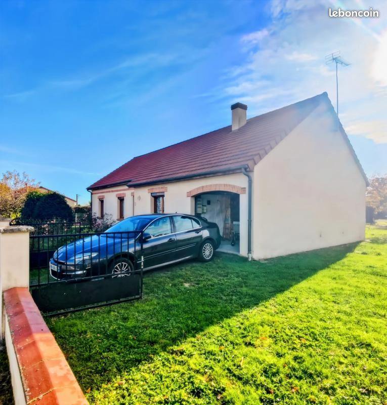 Maison 4 pièces 100 m² · à Néris-les-Bains · 100 m² · 160 000 €