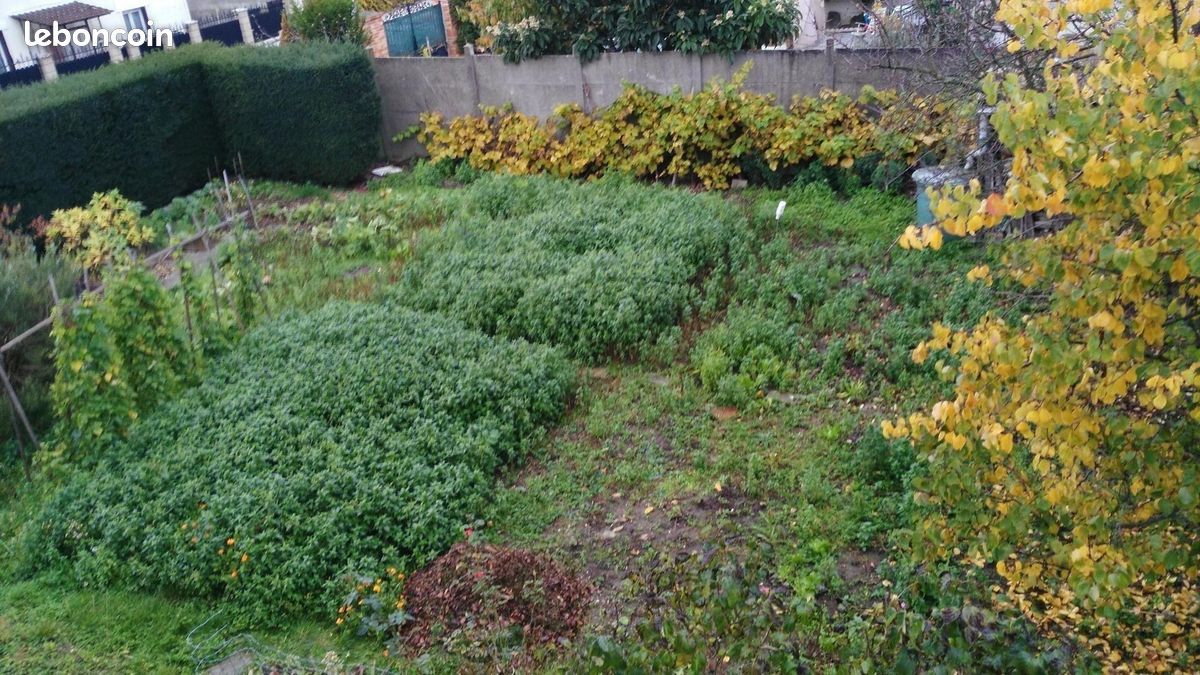 Terrain 256 m² · à Garges-lès-Gonesse · 256 m² · 215 000 €