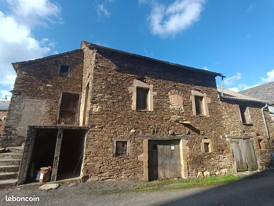 Maison 2 pièces 63 m² · à Sainte-Juliette-sur-Viaur · 63 m² · 35 000 €