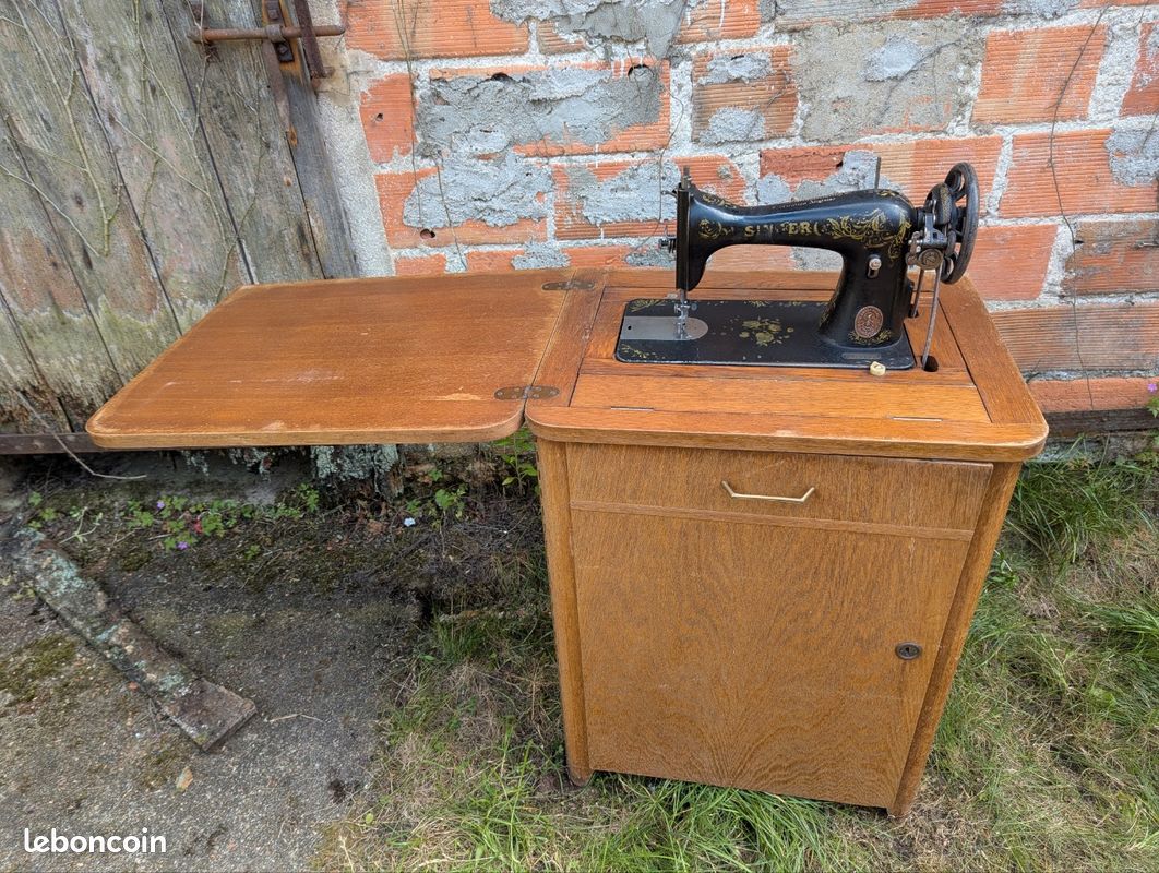 Machine à coudre ancienne (image 1)