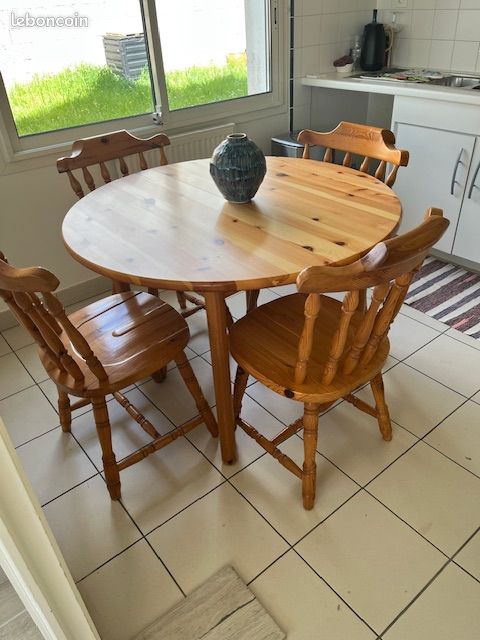 Table et 4 chaises en pin (image 6)