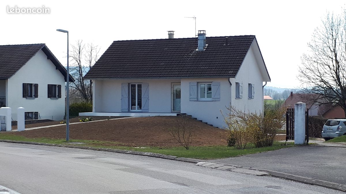 Maison 4 pièces 110 m² · à Vercel-Villedieu-le-Camp · 110 m² · 1 300 €/mois