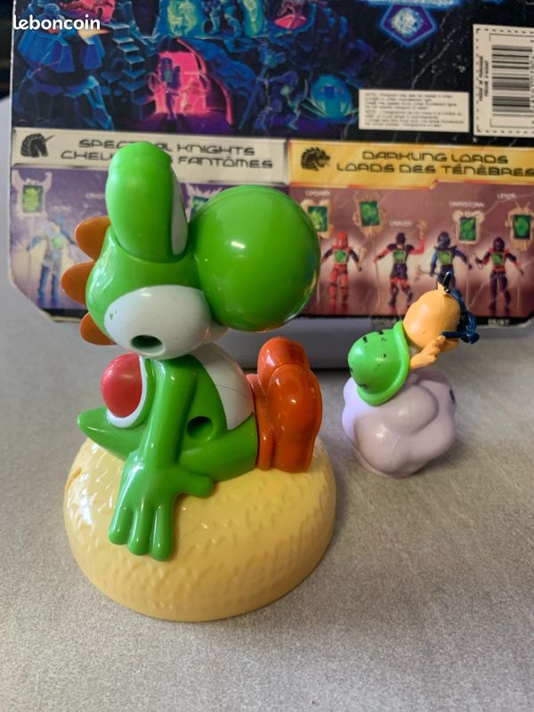Lankitu Figurines yoshi lakitu - Jeux & Jouets