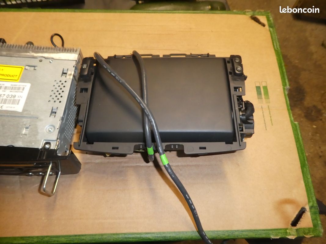 Autoradio gps rt6 + écran Peugeot 308 (image 2)