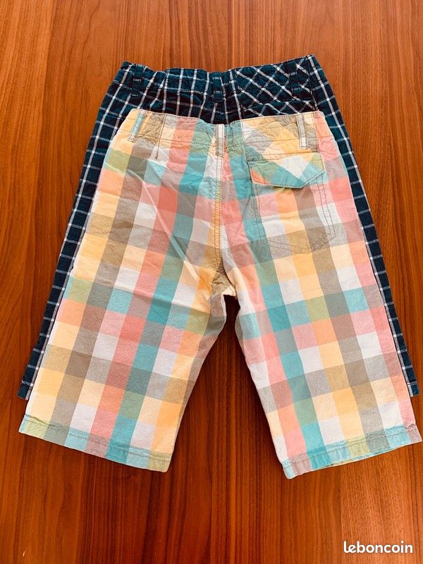 Lot de 2 bermudas YCC - Taille: 8ans (image 4)