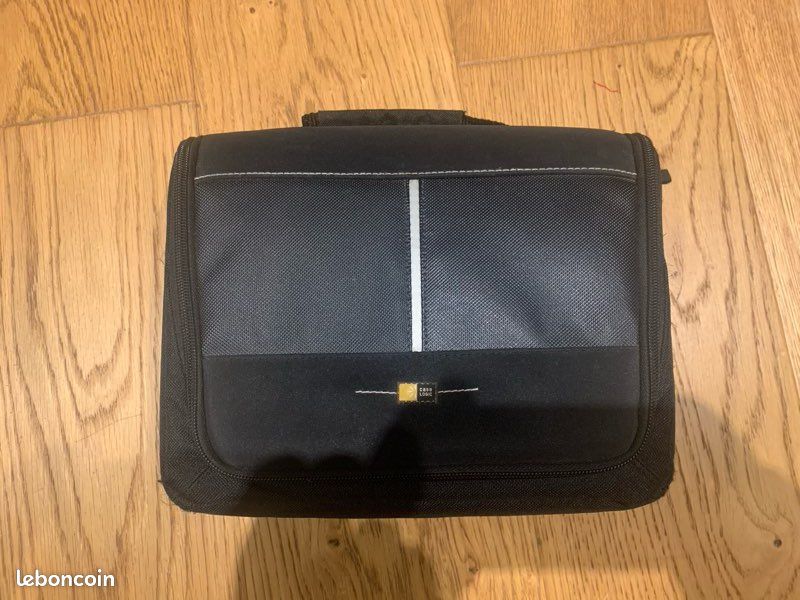 Case Logic mini mallette noire (pour lecteur DVD, …) Accessoires