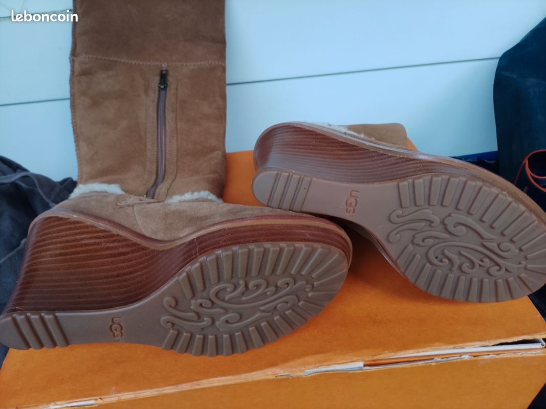 Boot UGG (image 7)