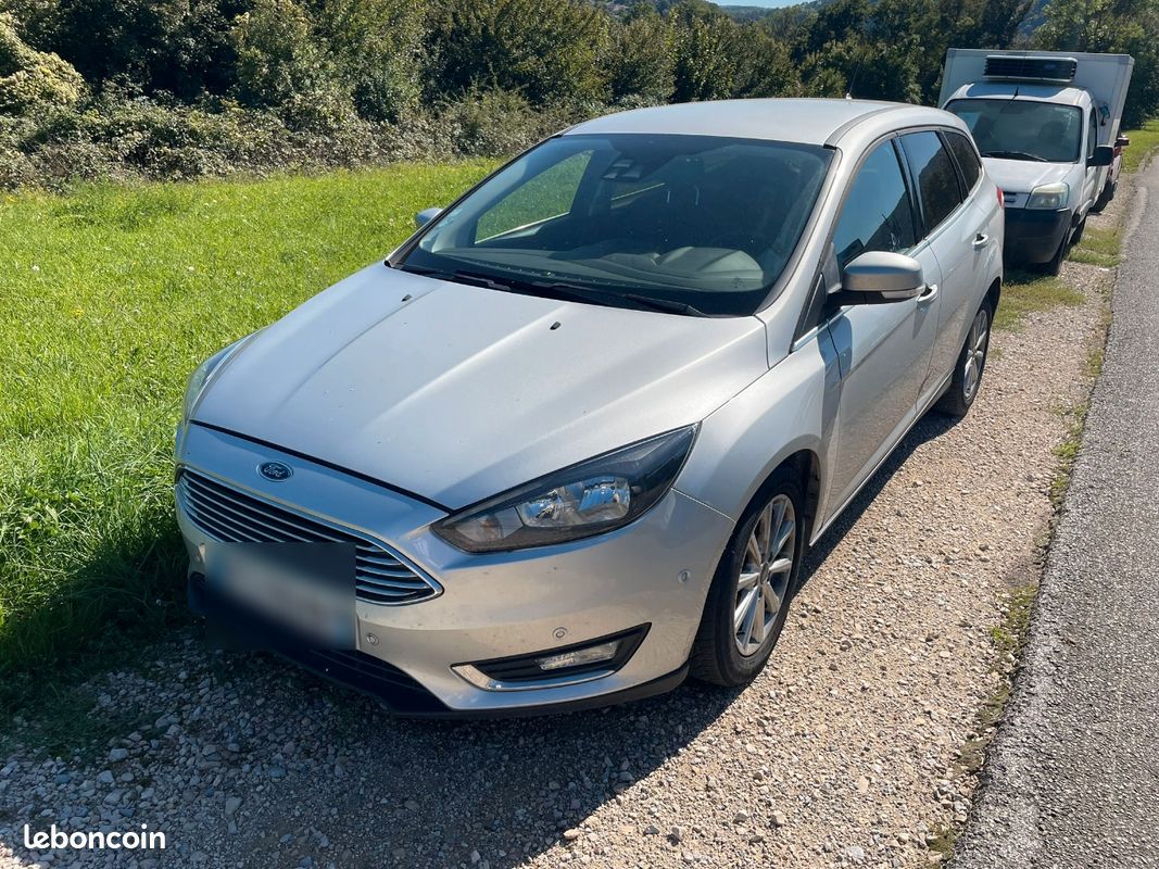 Ford Focus (image 1)