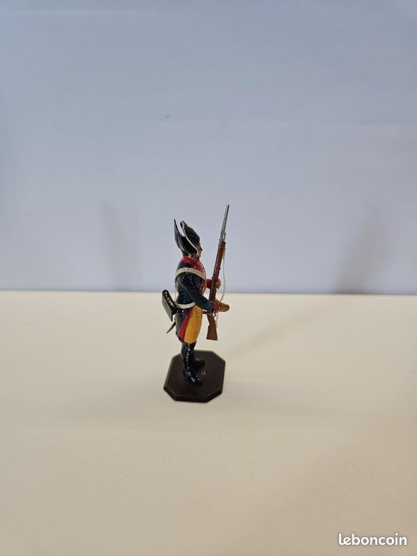 Figurines Soldats Plastique 1er Empire – 5 Tambours + 1 Clairon, Échelle 1:32 (58mm)