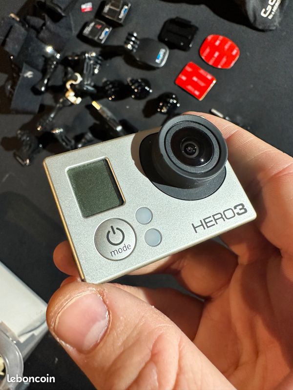 GOPRO HERO 3 Black édition + accessoires (image 2)