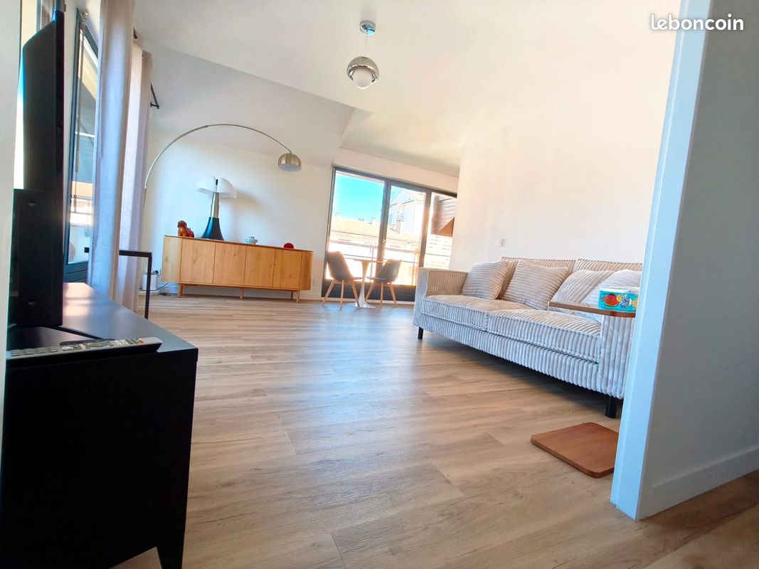 Appartement 2 pièces 58 m² · à Annecy · 58 m² · 328 000 €