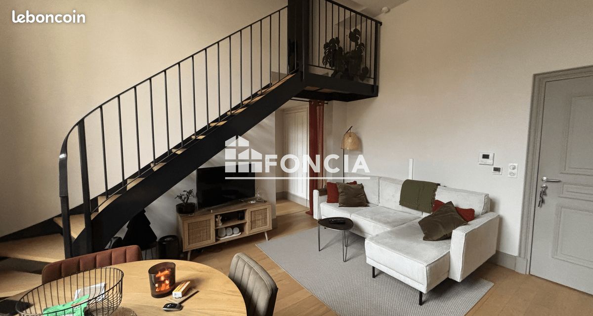 Appartement 2 pièces 46 m² · à Versailles · 46 m² · 318 000 €