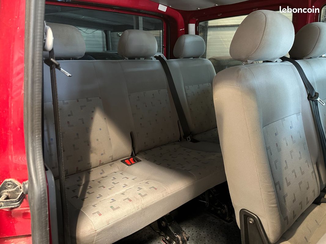 VOLKSWAGEN TRANSPORTER CHASSIS DBLE CAB DC 2.5 TDI 130 LONG 9 places - attelage - rien a prevoir (image 11)