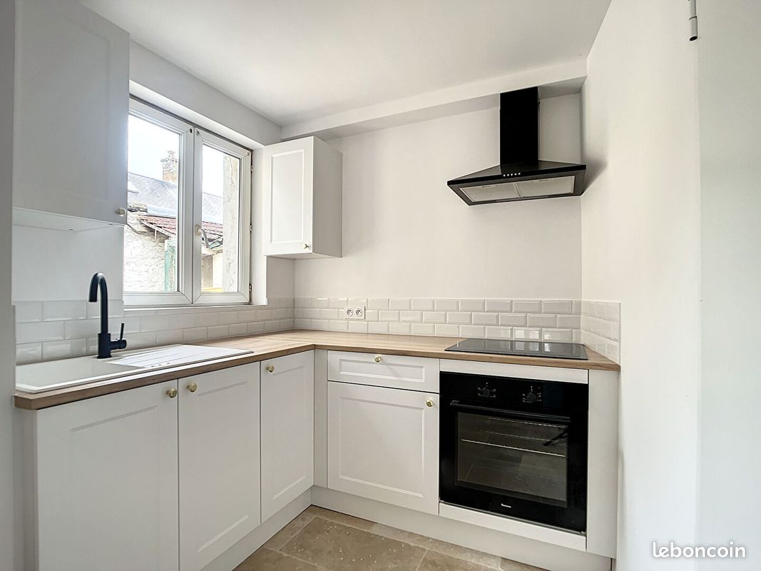 Maison 3 pièces 87 m² · à Courmelles · 87 m² · 820 €/mois