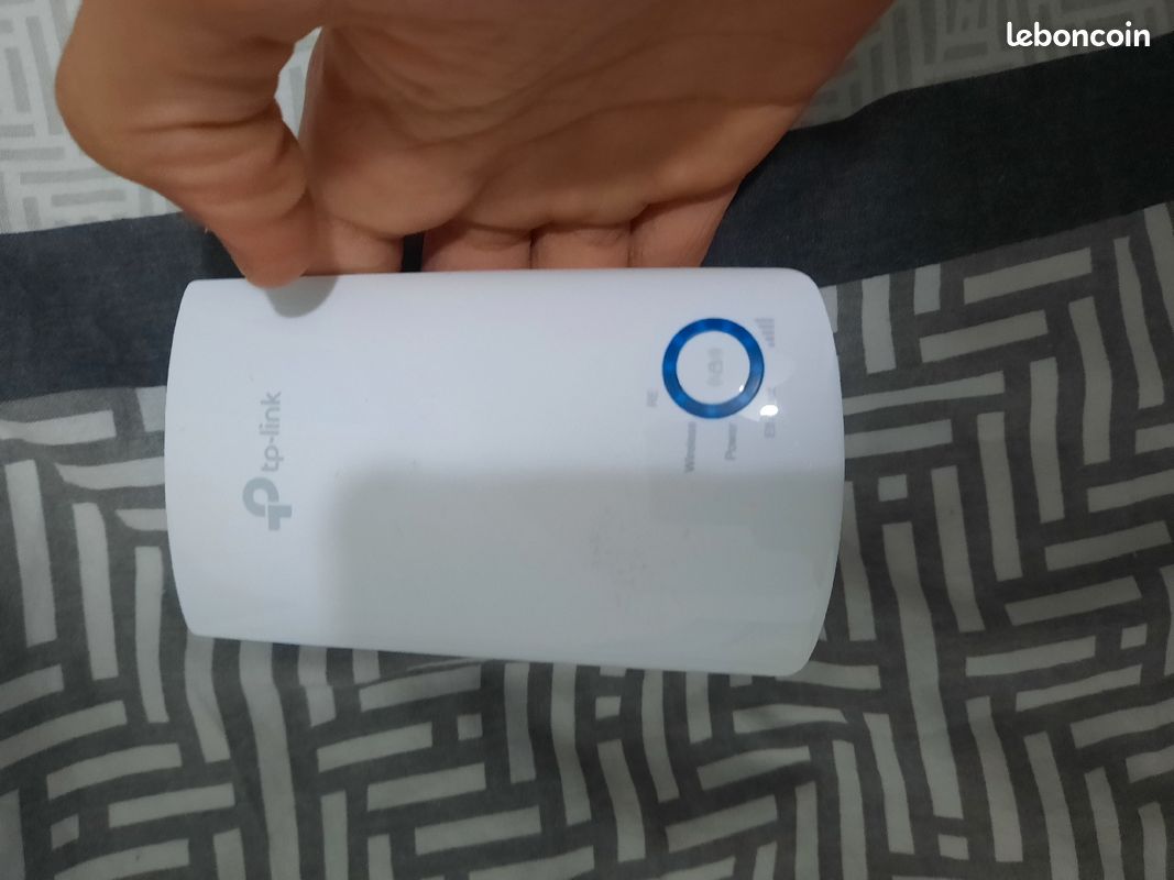 Répéteur WiFi (image 1)