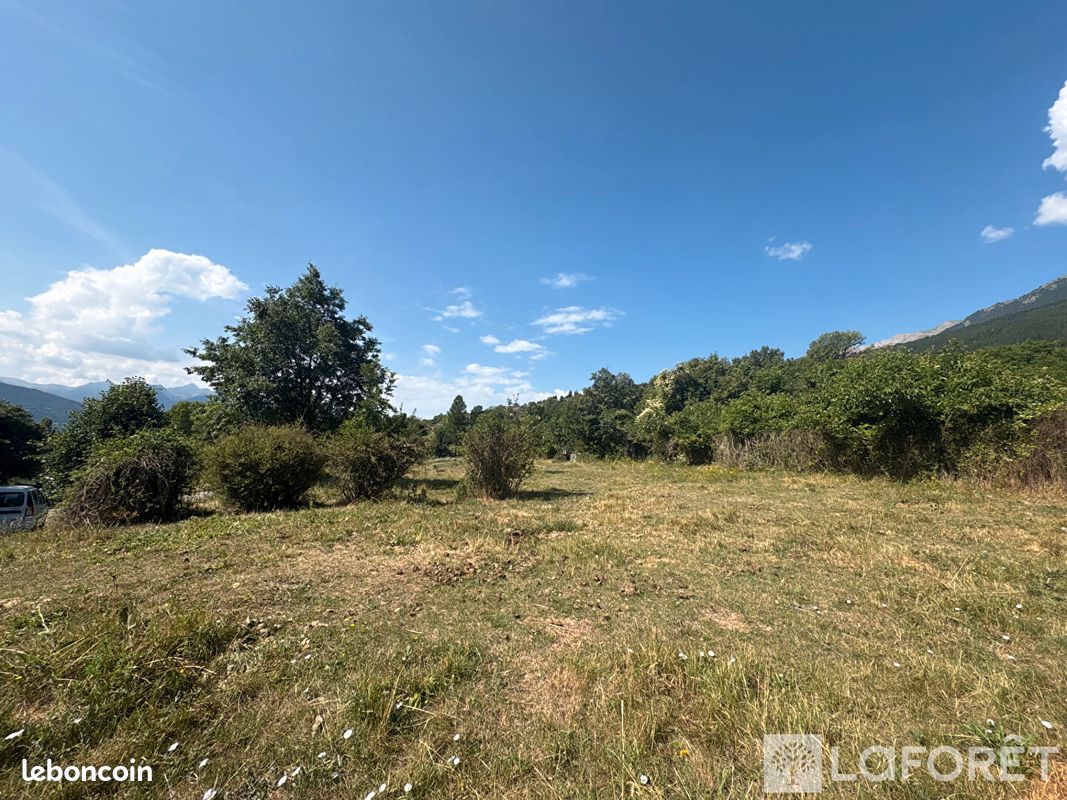 Terrain 744 m² · à Châteauroux-les-Alpes · 744 m² · 99 000 €