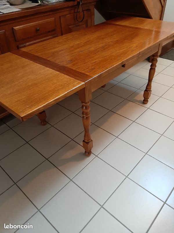 Table salle à manger en chêne (image 2)