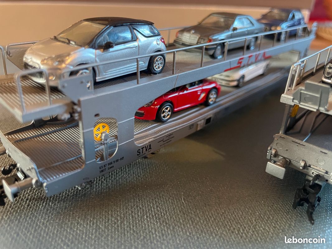 Le wagon porte voitures en miniature par Lima au H0 HO