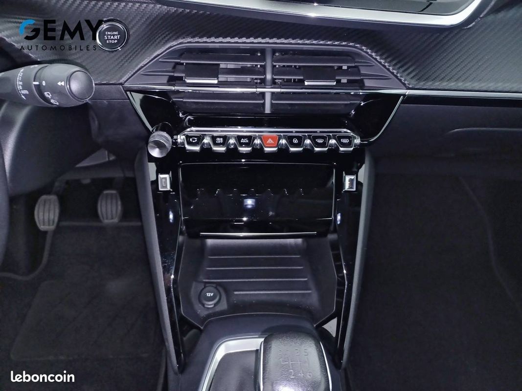 PEUGEOT 2008 PureTech 130 S&S BVM6 Allure (image 14)