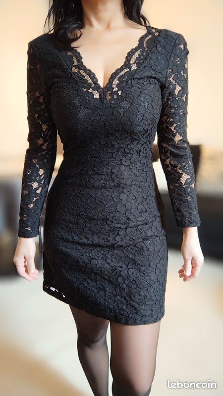Robe Longue Dentelle Femme – Taille EU 36 – Noire – Élégante – Occasion