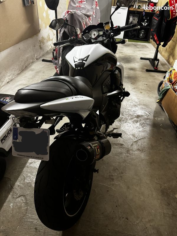Kawasaki z750 ABS 2010 (image 1)
