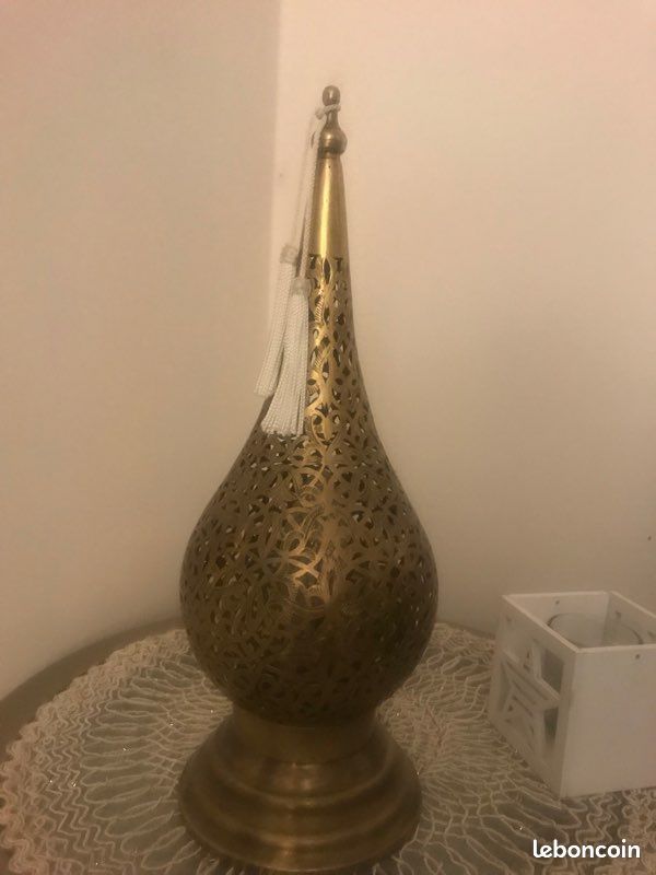 Lampe artisanale en cuivre (image 1)