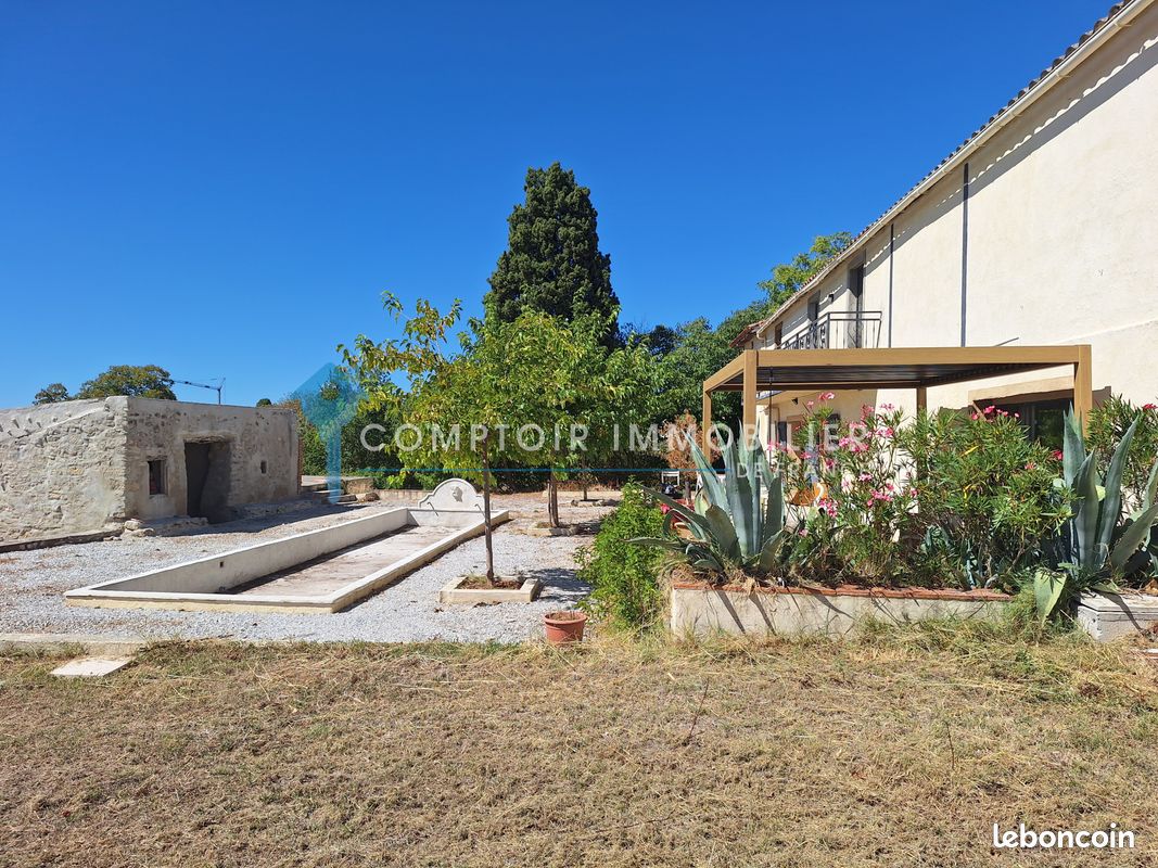 Maison 7 pièces 310 m² · à Puylaurens · 310 m² · 390 000 €