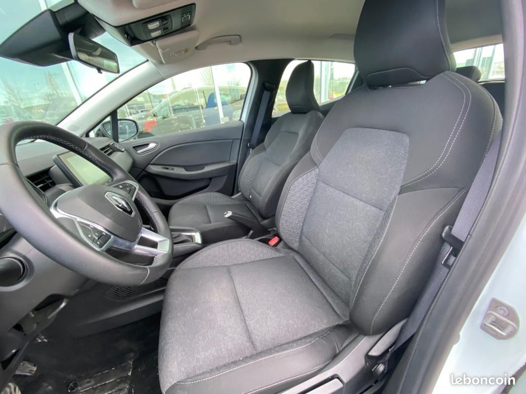 Renault Clio V E-Tech full hybrid 145 Equilibre (image 14)