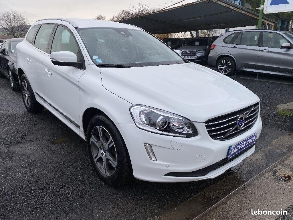 Volvo XC60 D4 181 ch Summum (image 10)