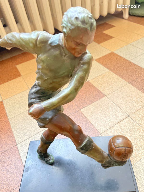 TROPHÉES GRAVURES EXPERT - Trophée Football ~ SCULPTURE