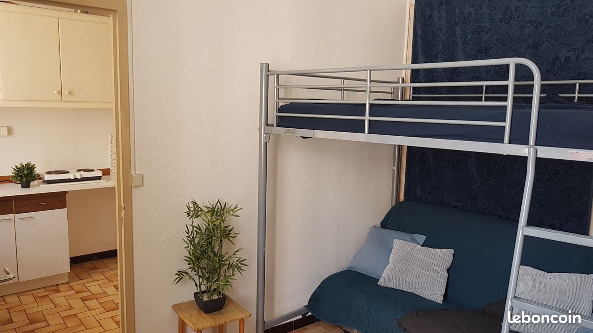 Appartement 1 pièce 28 m² · à Narbonne · 28 m² · 330 €