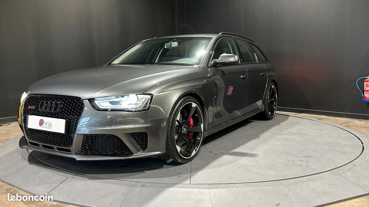Audi RS4 Avant V8 4.2 FSI 450 Quattro (image 1)