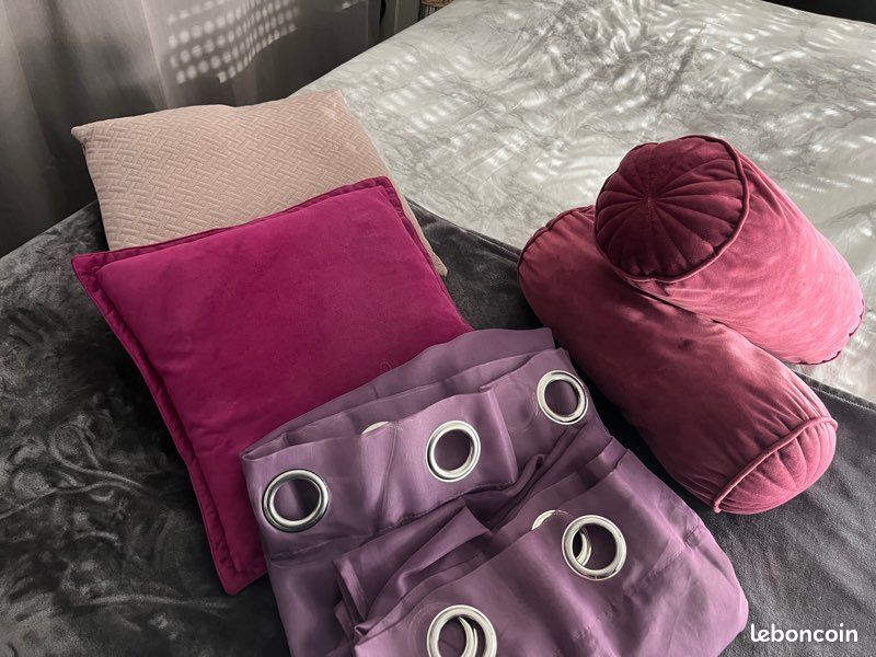 Ensemble coussins et rideau (image 2)