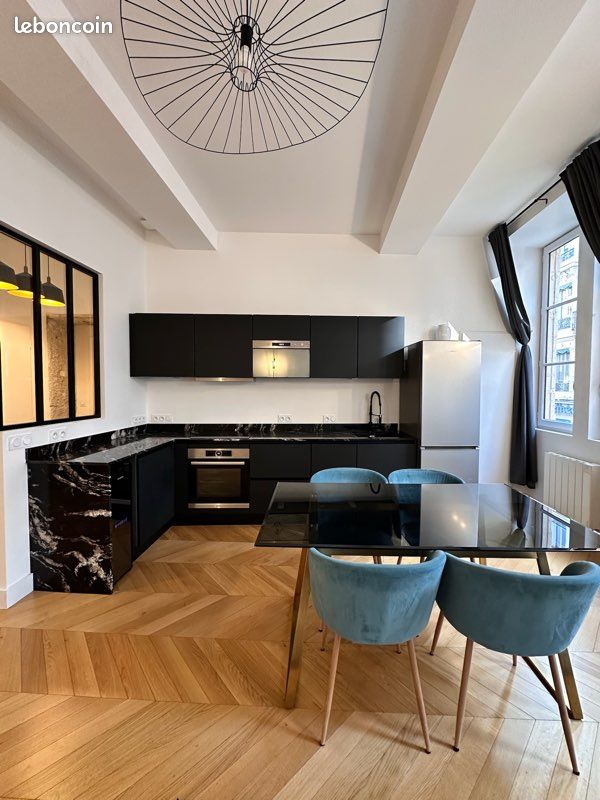 Appartement T2 51m2 - Cœur presqu’île (image 1)