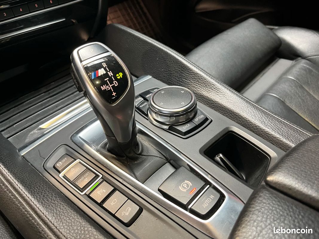 Bmw X6 M50 d - 3.0 381 CH XDRIVE - PACK M / H&K / TOIT OUVRANT / SUIVI COMPLET ... (image 24)