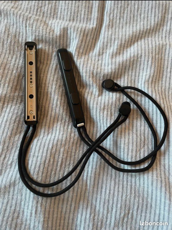 Nintendo Switch (image 6)