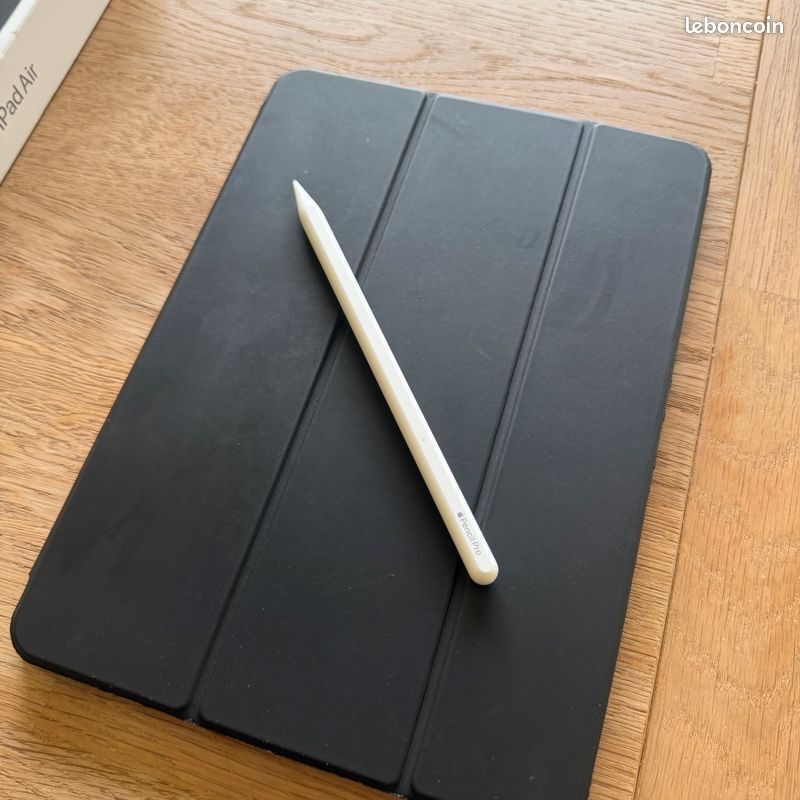 IPad Air M2 256Go 11 pouces avec cable et boite d'origine sous garanti (image 10)