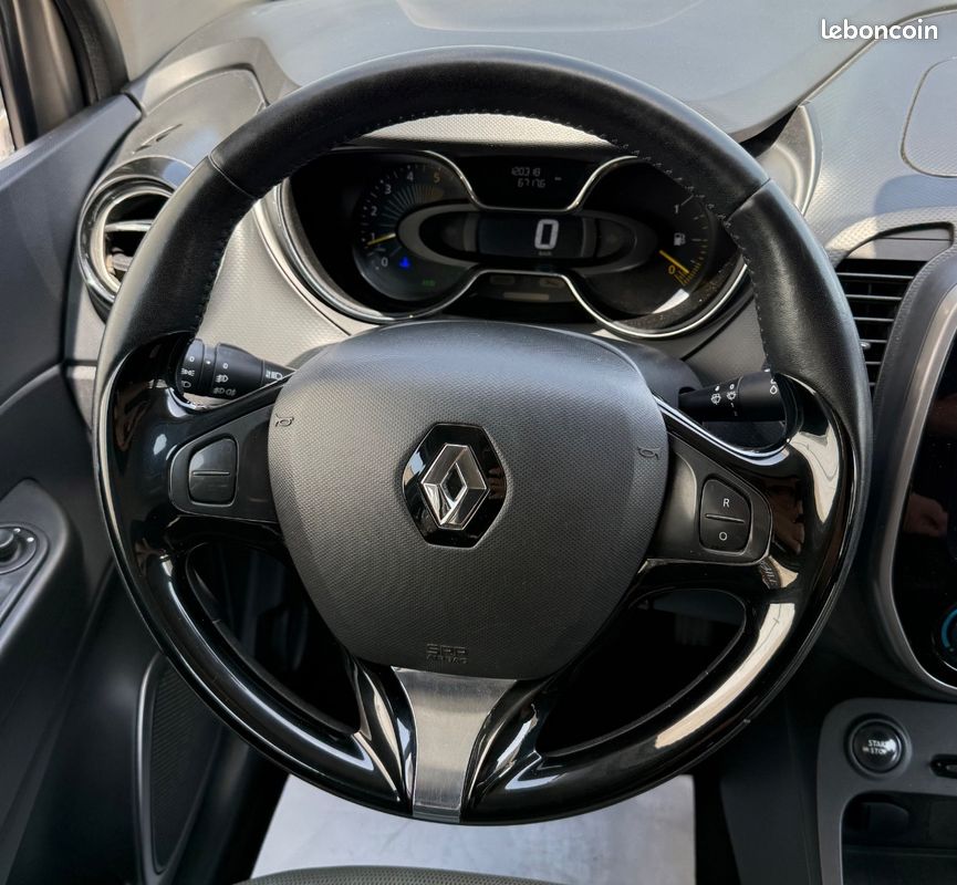 Renault CAPTUR 1.5 DCI 90CH Zen (image 9)